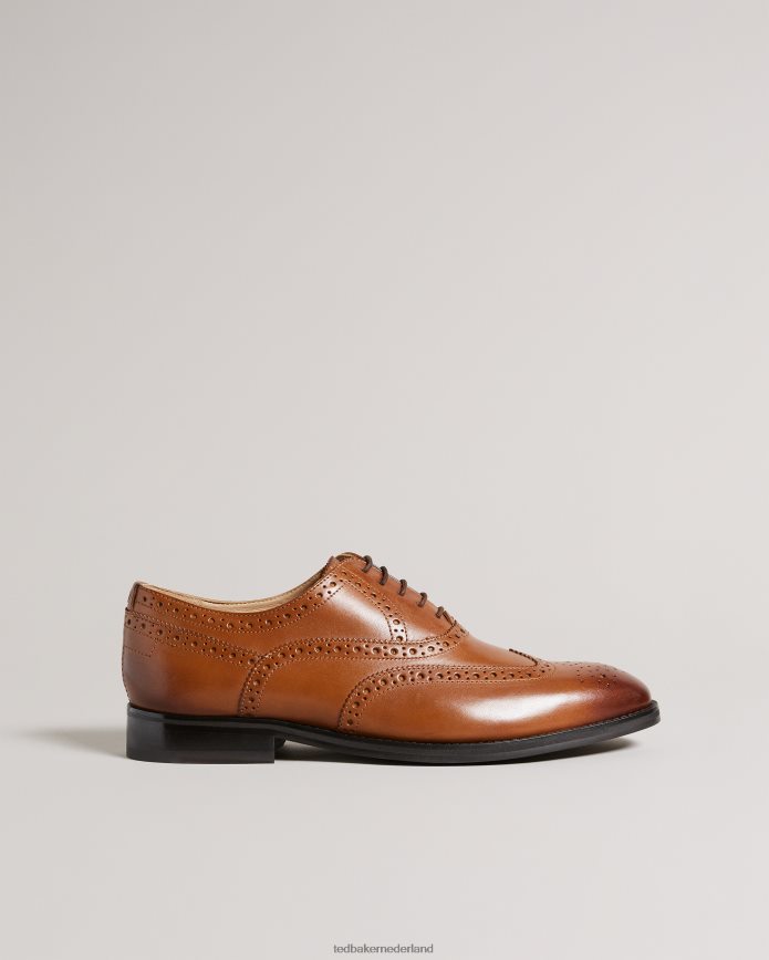 Brogues Opvallende prints op Ted Baker Nederland Ted Baker tas van levendige bloemen tot opvallende geometrische patronen deze ontwerpen maken een krachtig statement